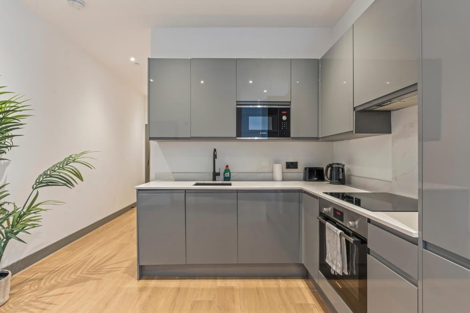 High Luxury London Stay 30 Mins to Camden & Central Apartment in London