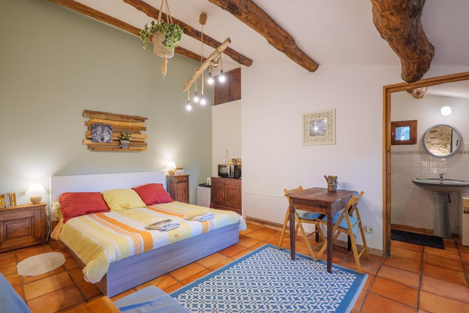 Property building, Living room, Bedroom