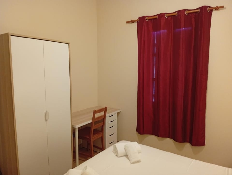 Chambre dans un gîte de Château de l'Estang Vacation rental in Occitanie