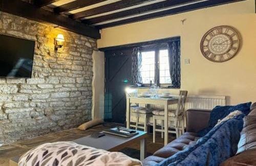 Sienna Cottage House in Monyash