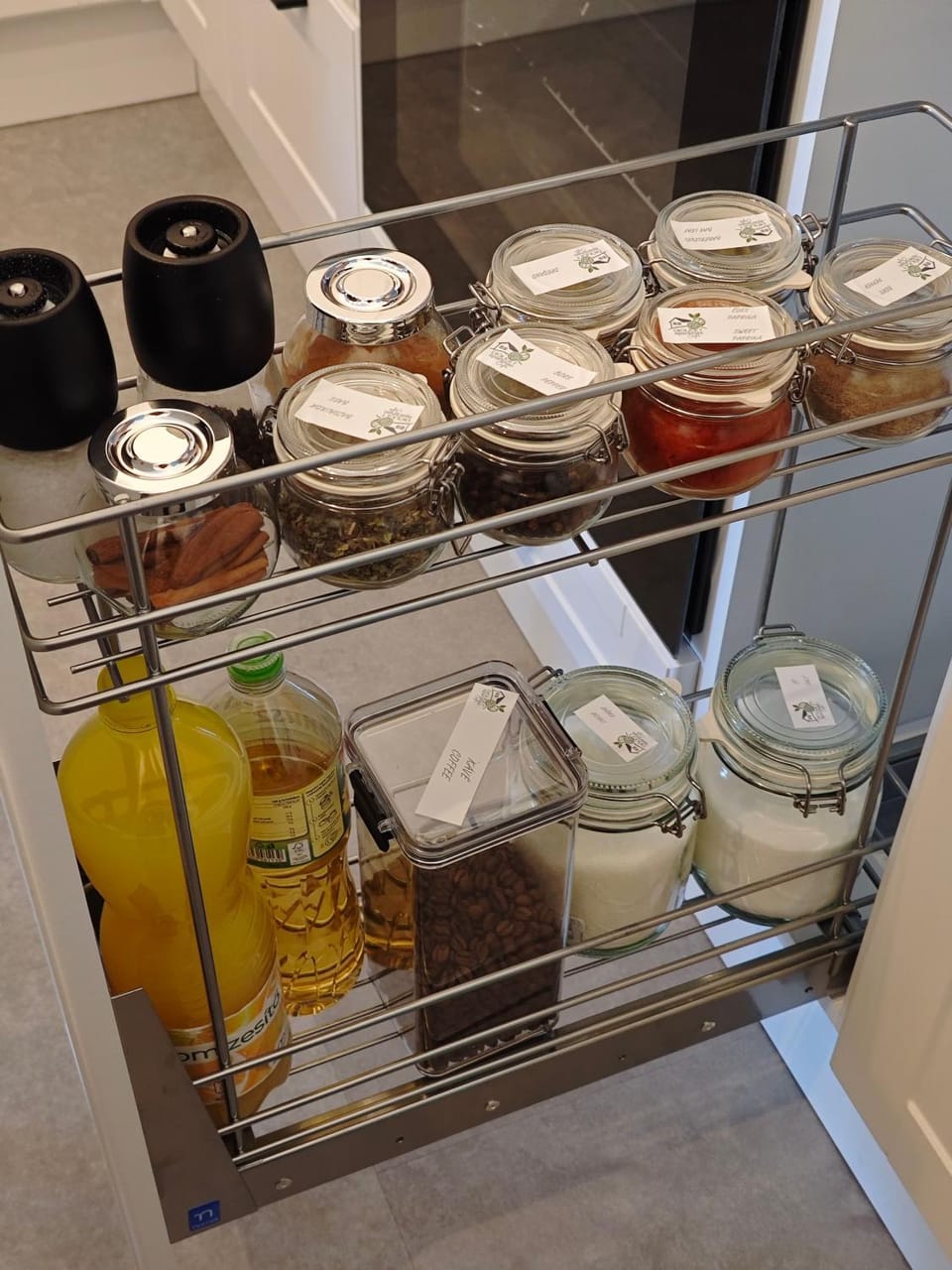 Kitchen or kitchenette