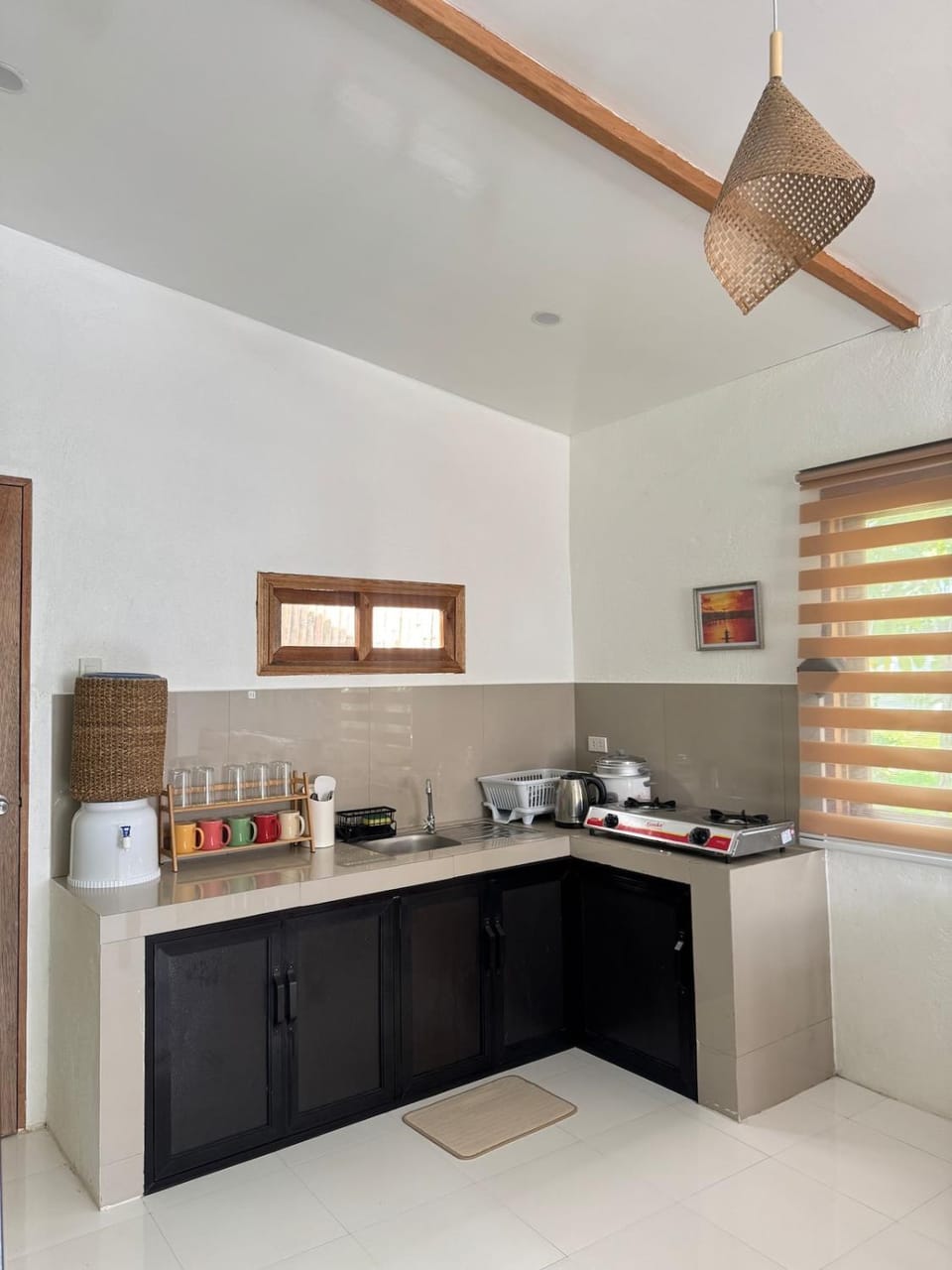 Casa Ilios - a peaceful 2BR home in Poblacion 5, General Luna Apartment in General Luna