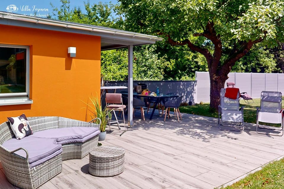 Property building, Garden, Seating area