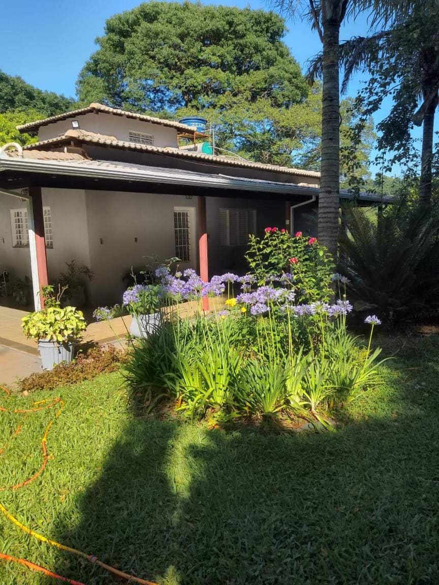 Chácara de Luxo São Sebastião do Paraíso House in State of São Paulo