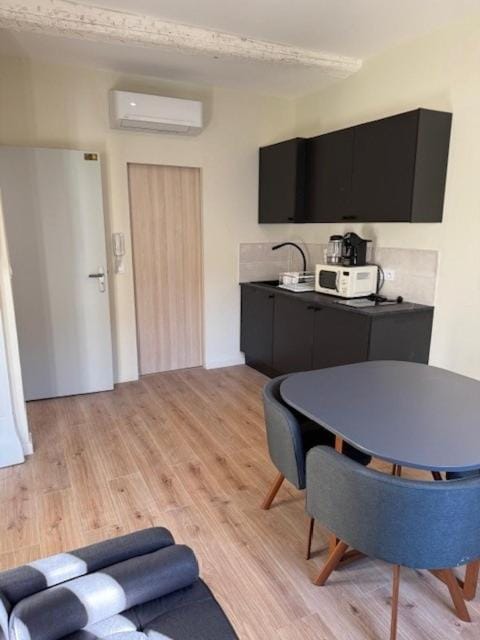 Le petit cardeur Apartment hotel in Aix-en-Provence