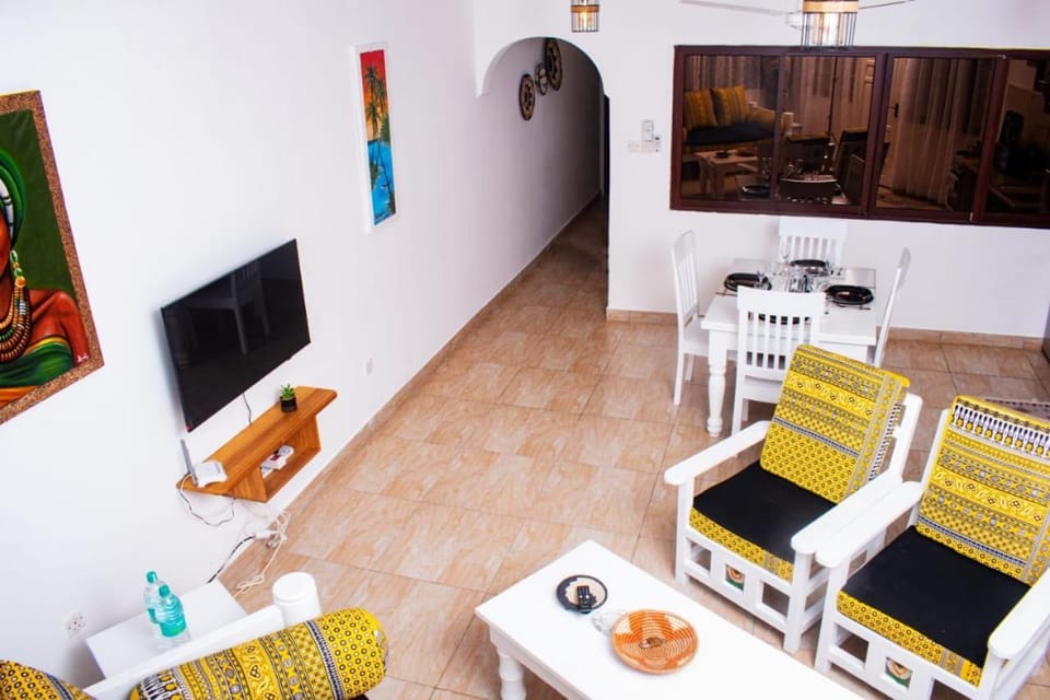 Sirini Suit 2BR Beachfront Malindi Apartment in Malindi