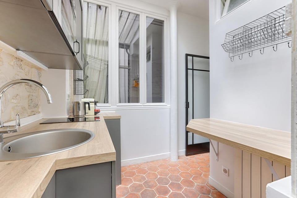 MyKeypers - Authentic Deluxe 2BR Flat - Rue Montorgueil Apartment in Paris