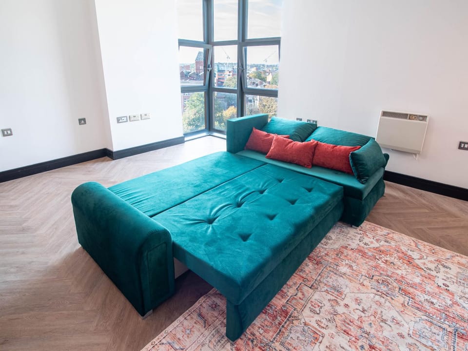 Bed, Living room