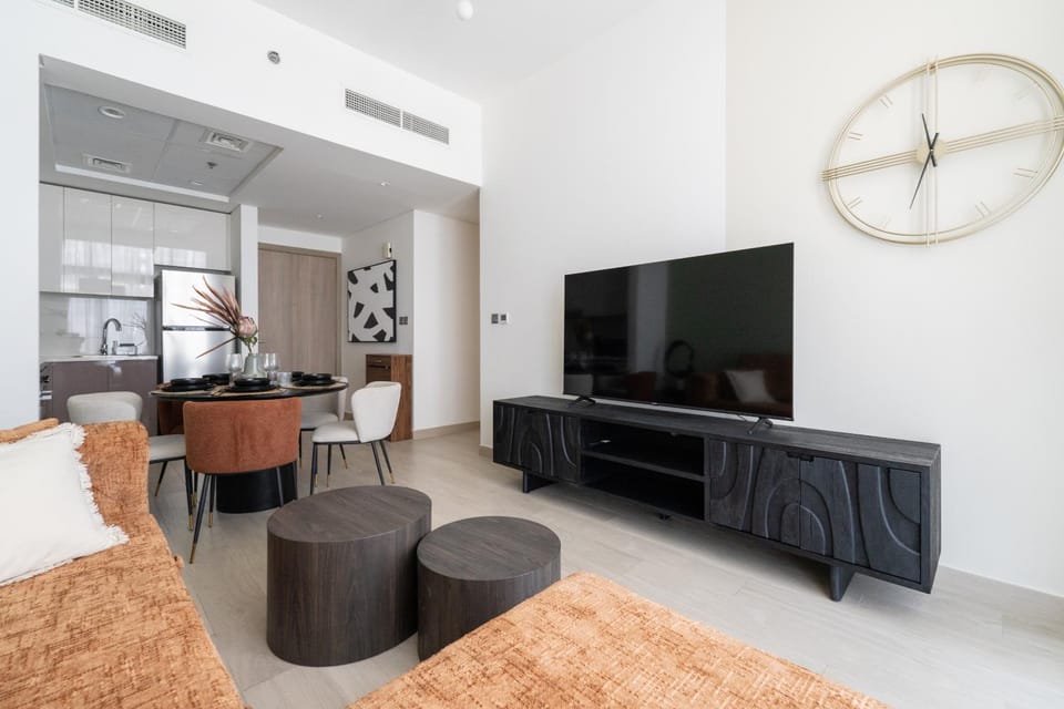Meydan - Modern Family - 2BR Apartment - Azizi Riviera Apartment in Dubai