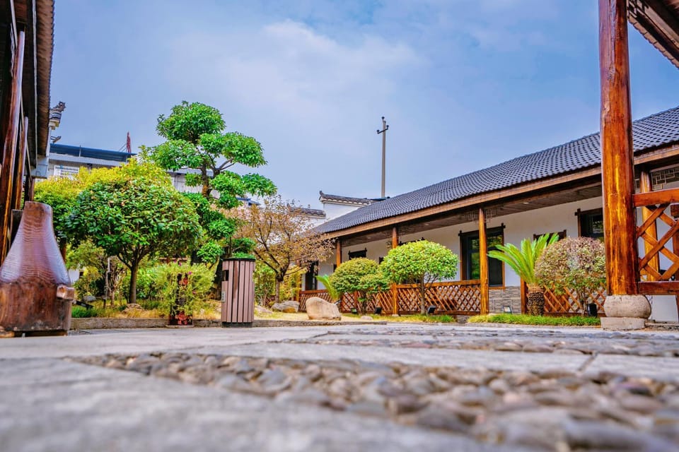 Property building, Garden
