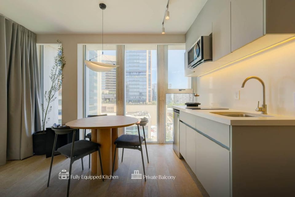 Capitalia Elegant Lockoff Balcony Polanco Vibes Apartment in Mexico City
