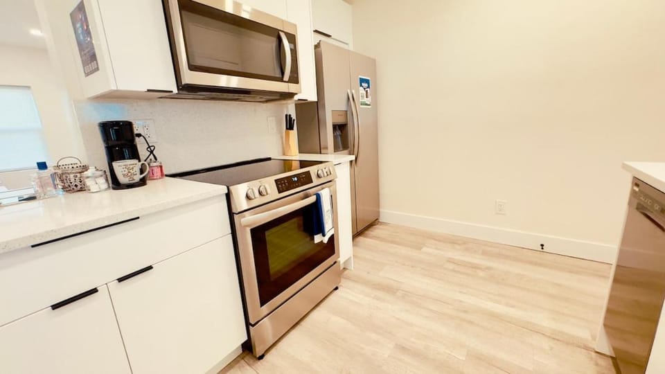 Oasis on Atlantic Drive On Strip Apartment in Florida
