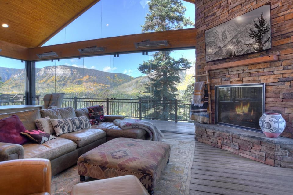 2001 Lake Purgatory Drive House in La Plata County