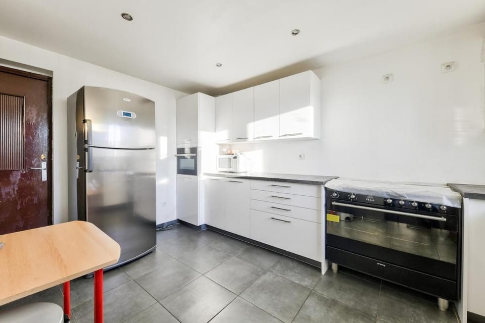 Cosy 5BR house with a lovely terrace Apartment in Marseille