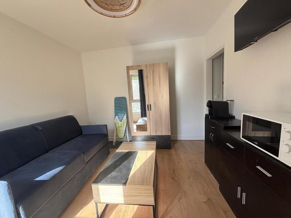 New Apartment Hotel Palais des Congrès Porte Maillot 31 Apartment in Levallois-Perret