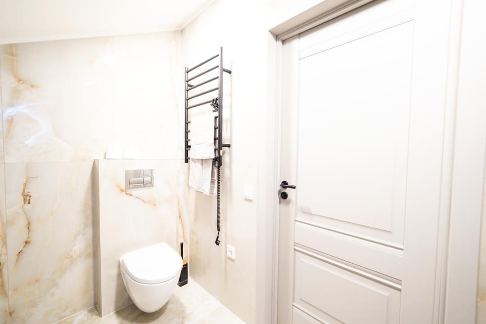 Toilet, Bathroom