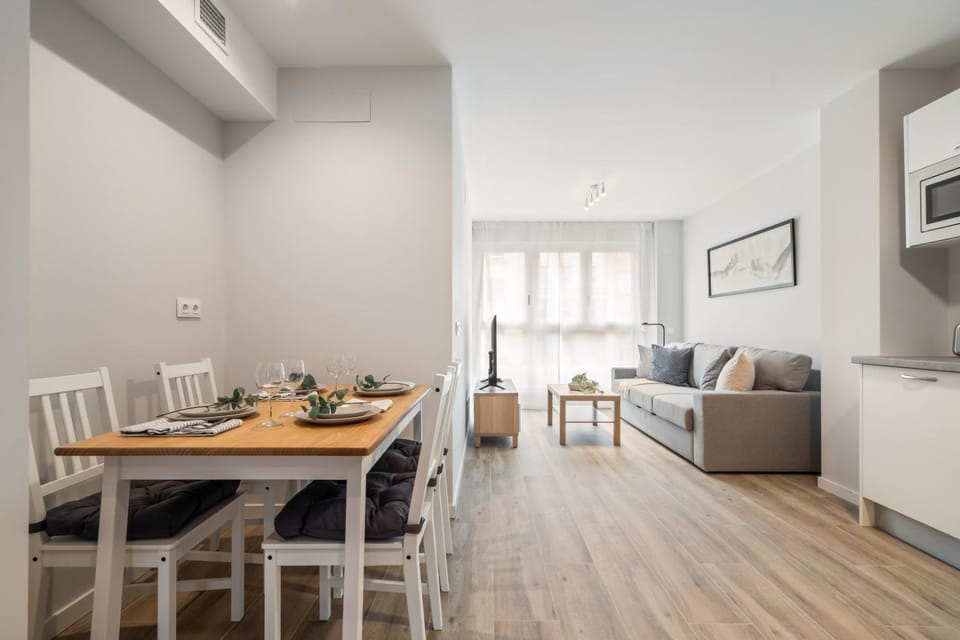Accessible flat near the Toledo Bridge - 3B Apartment in Madrid
