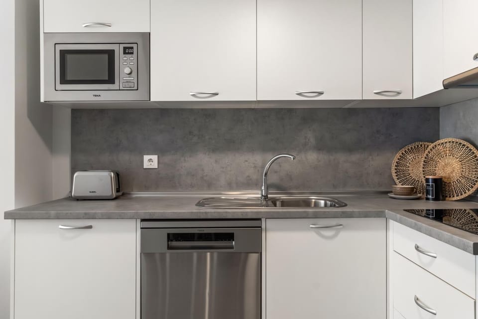 Accessible flat near the Toledo Bridge - 3B Apartment in Madrid