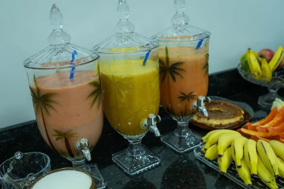 Food and drinks, Food, Buffet breakfast, Drinks