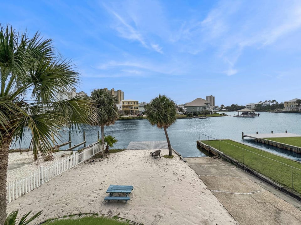 Bonnie Dune - Retreat for 8 House in West Beach