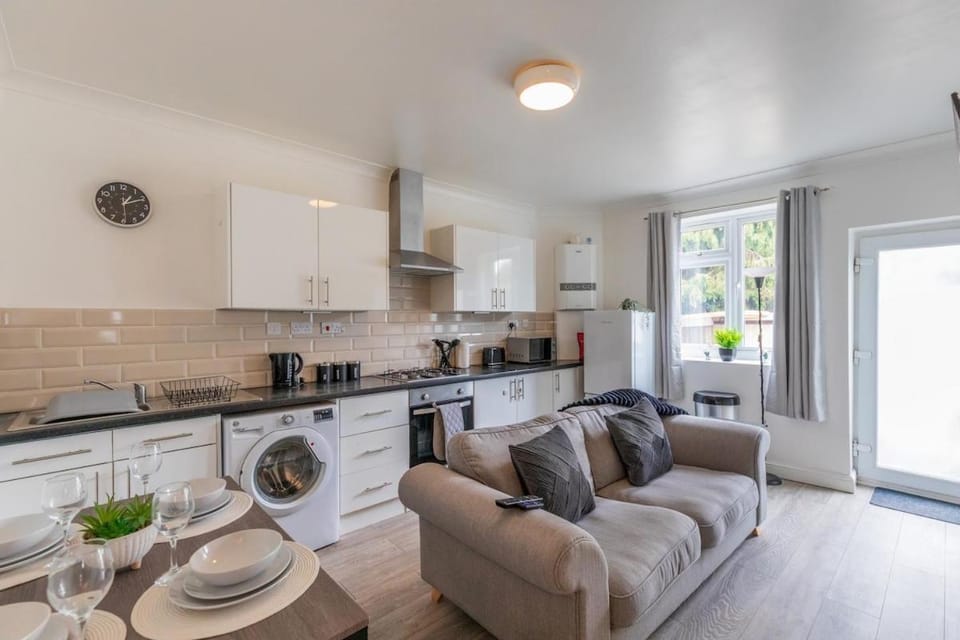 Kitchen or kitchenette, Living room, Dining area