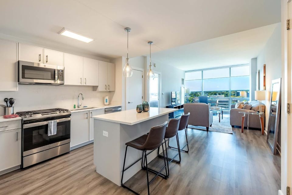 Luxury Apartment in Stamford - Gym & Pool Access Apartment in Stamford