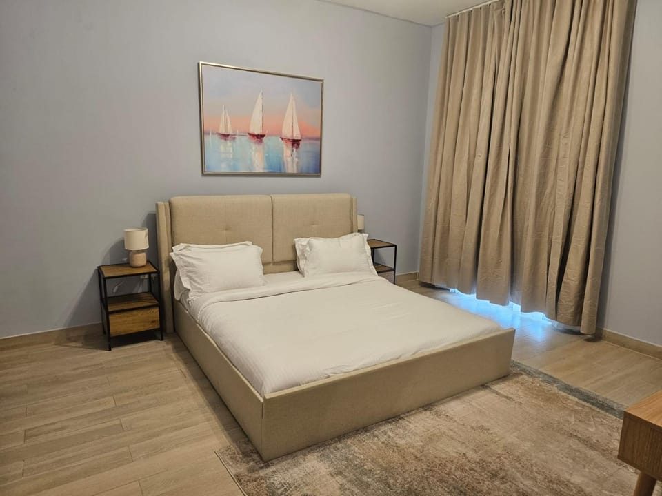 Central 2BR Apt Yas F1 Circuit Apartment in Abu Dhabi