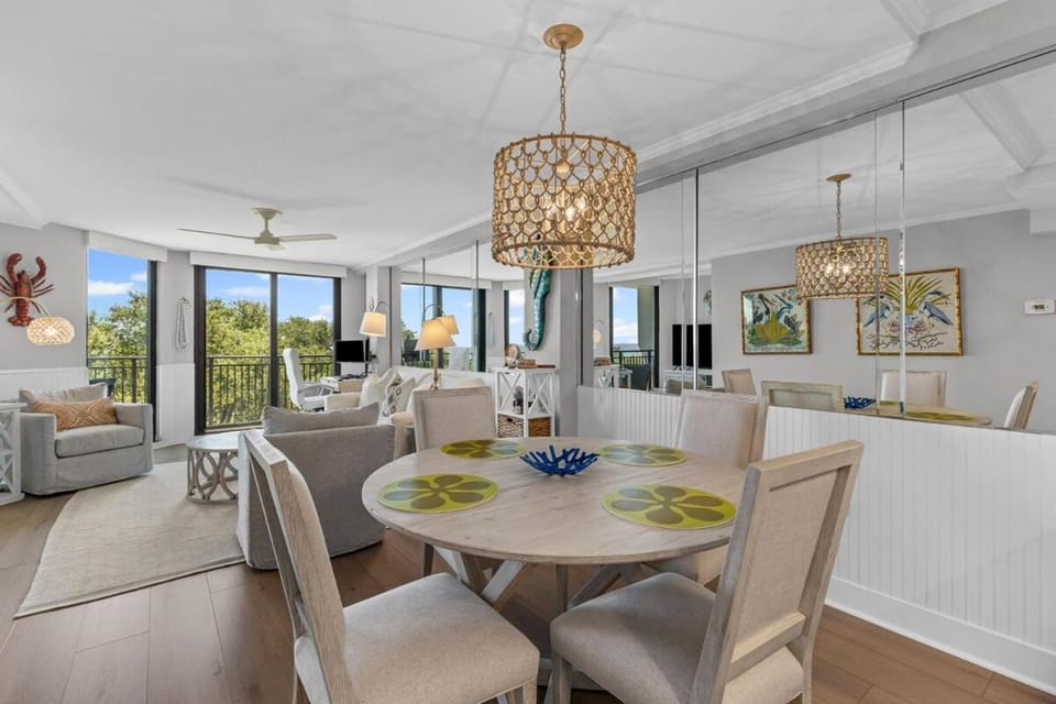 New Listing! Shipwatch 304A - Ocean View! Pool! Apartment in Wild Dunes