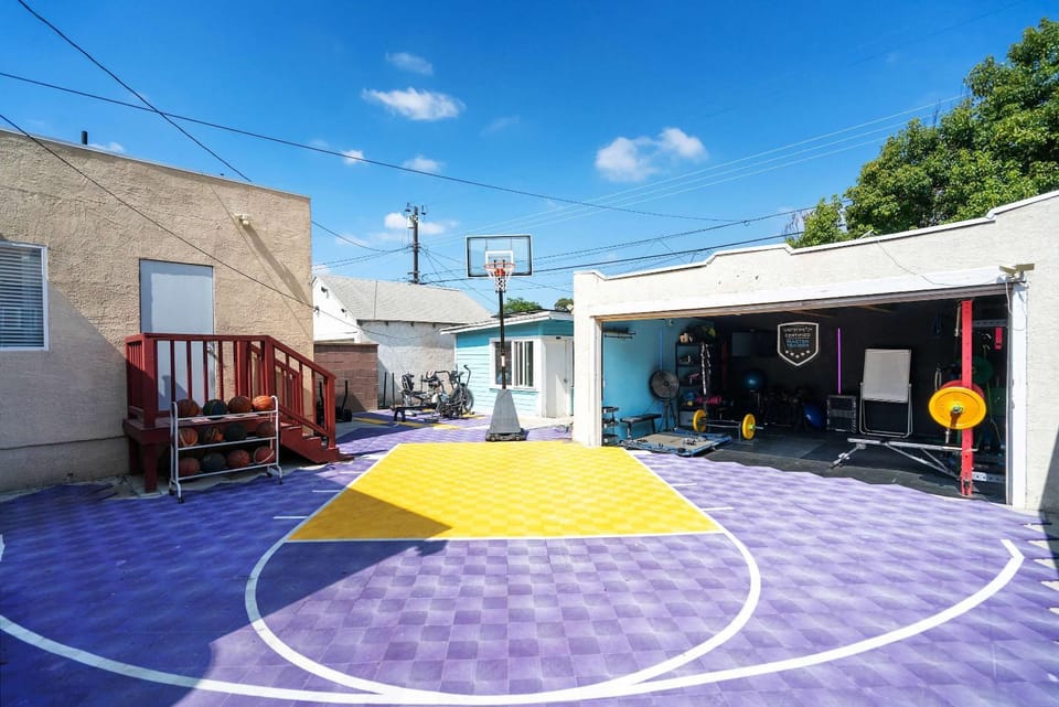 South LA 3BR with Gym and Hot Tub by Colby and Conrad House in Inglewood
