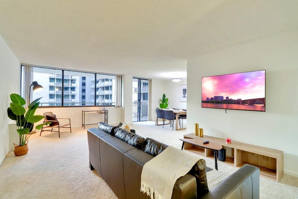 TV and multimedia, Living room, Seating area