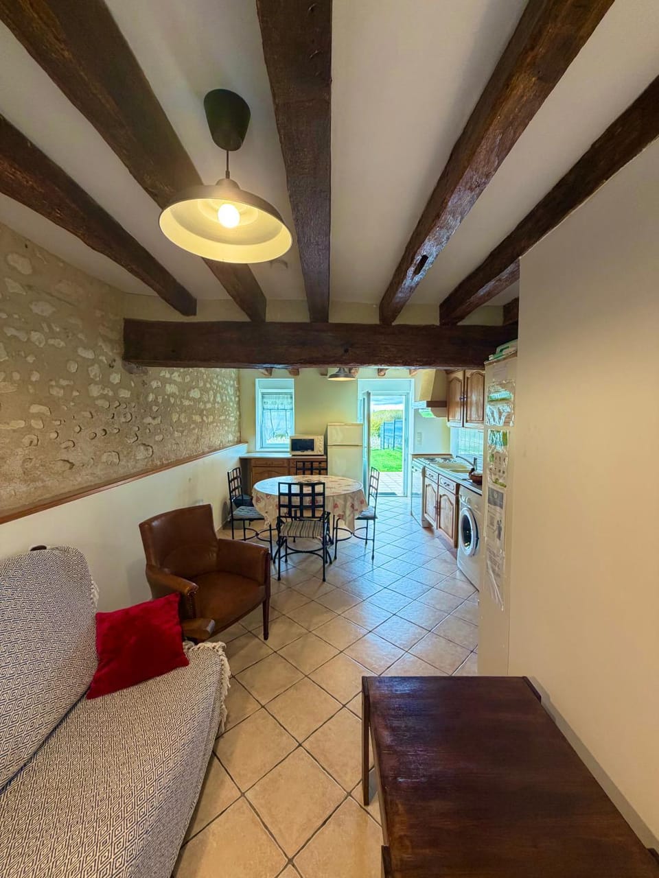 Seating area, Dining area