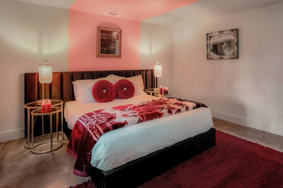 Bed, Bedroom