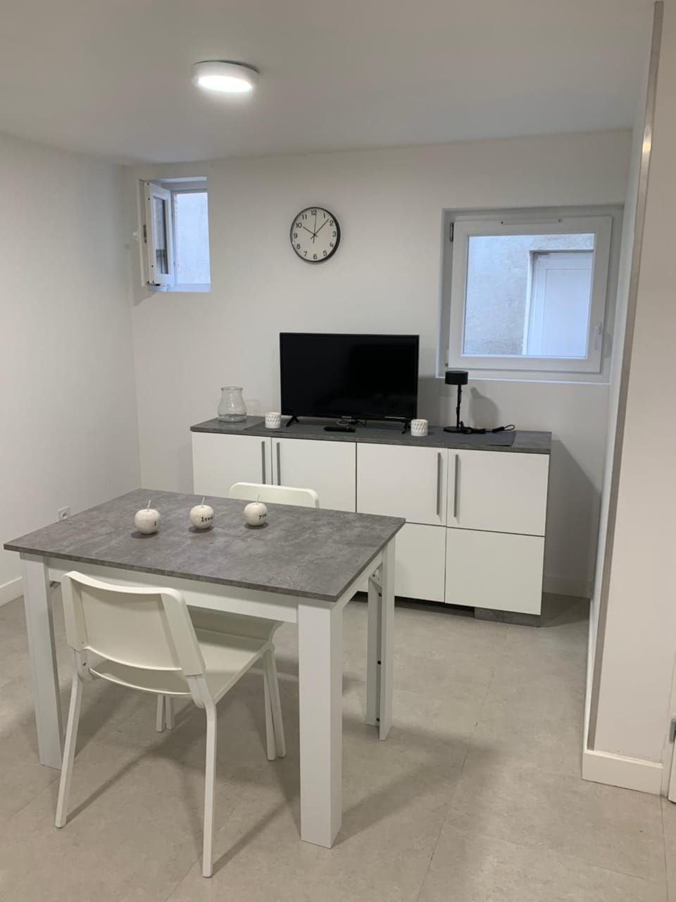 Grand studio climatisée Apartment in Bourgogne-Franche-Comté