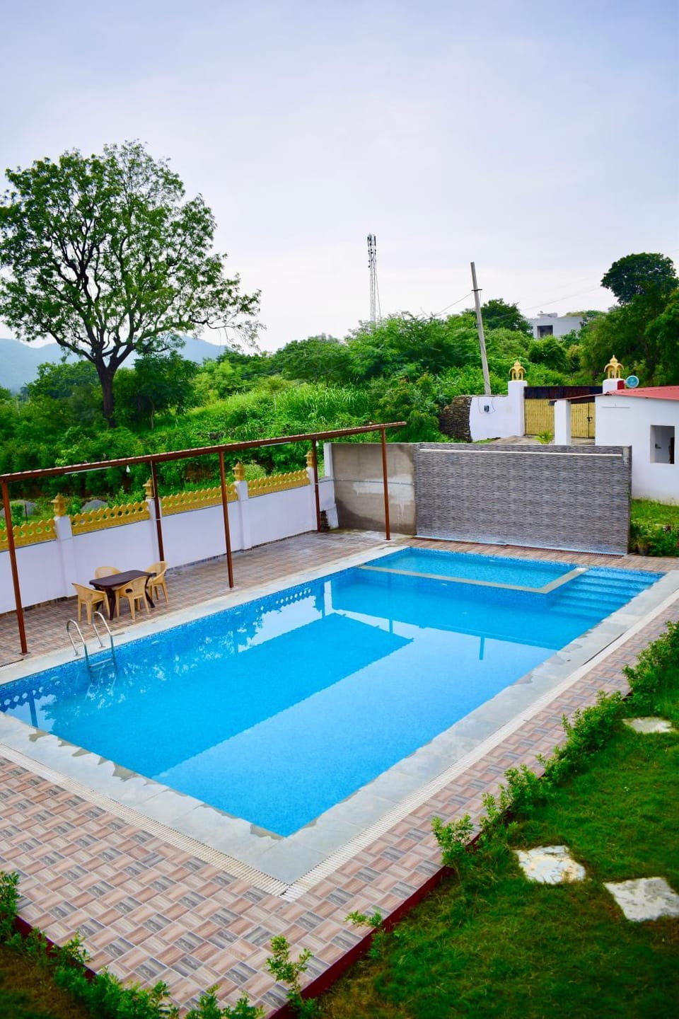 Pool view, Swimming pool