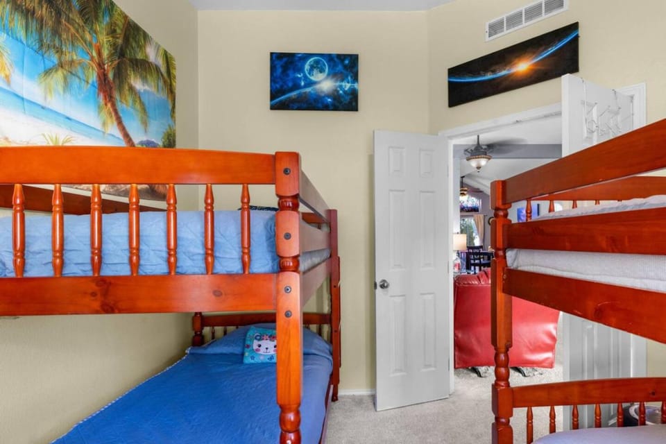Lake Lytle Beach House House in Rockaway Beach
