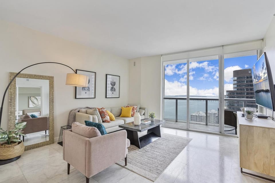 Luxury Waterfront 3Bed Icon Brickell W Hotel Apartment in Brickell