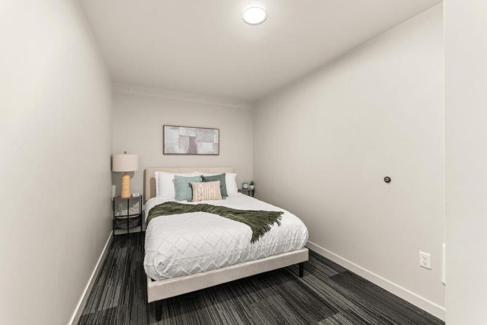 Downtown Luxury Stay 2BR Apartment in Spokane