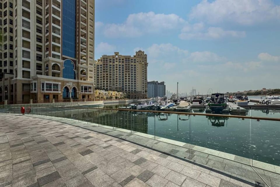 Natural landscape, City view