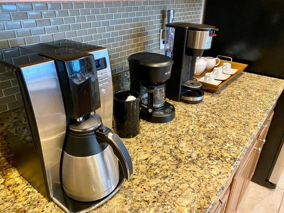 Coffee/tea facilities