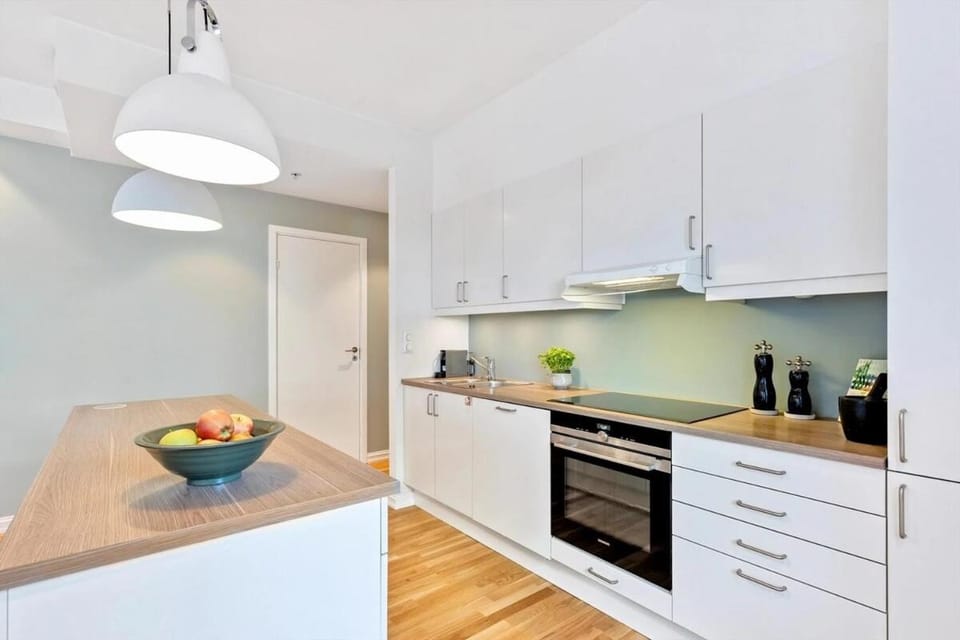 Peaceful Stay Near the Sea - Sørenga Apartment in Oslo