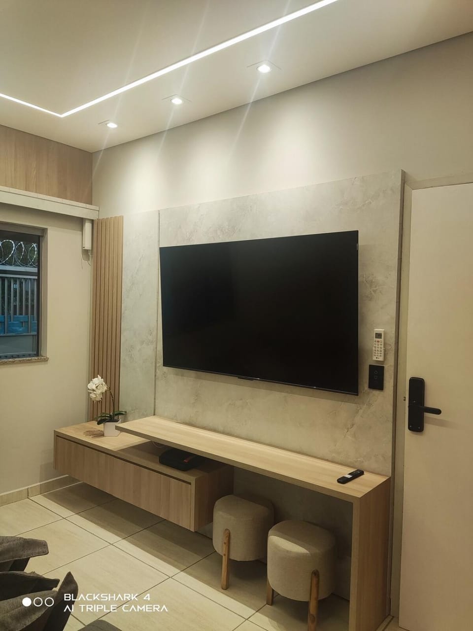 House with Super King and 65 TV and big screen House in Presidente Prudente