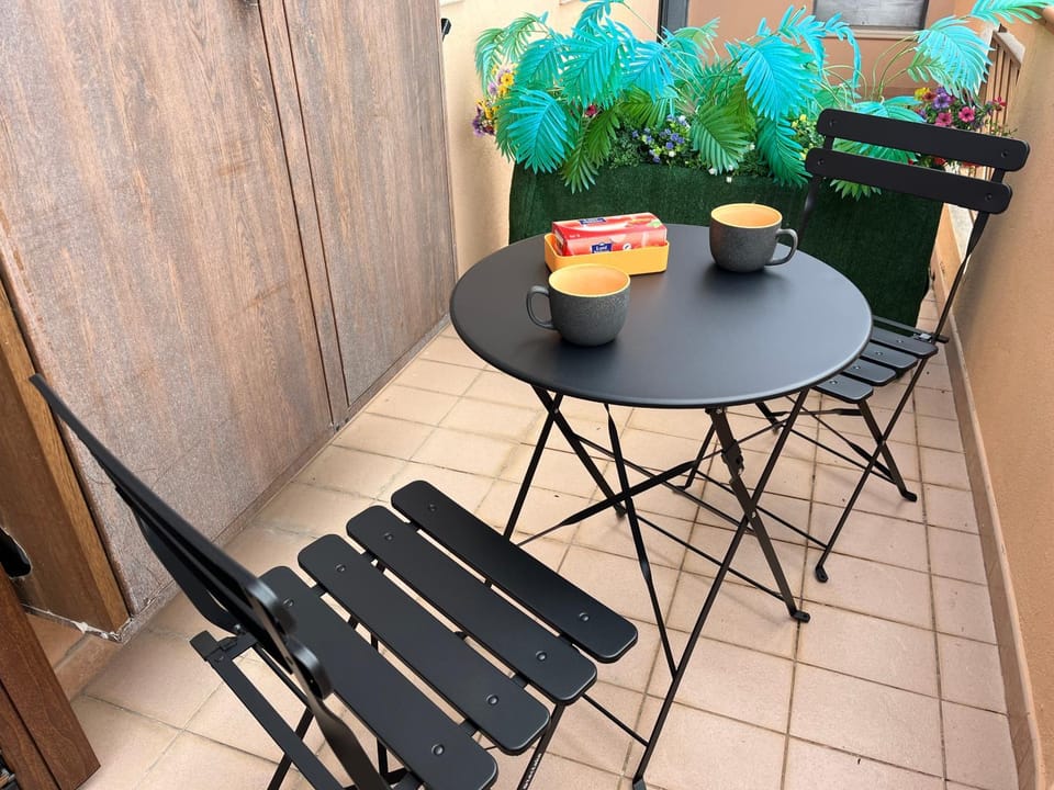 Balcony/Terrace, Seating area, Breakfast