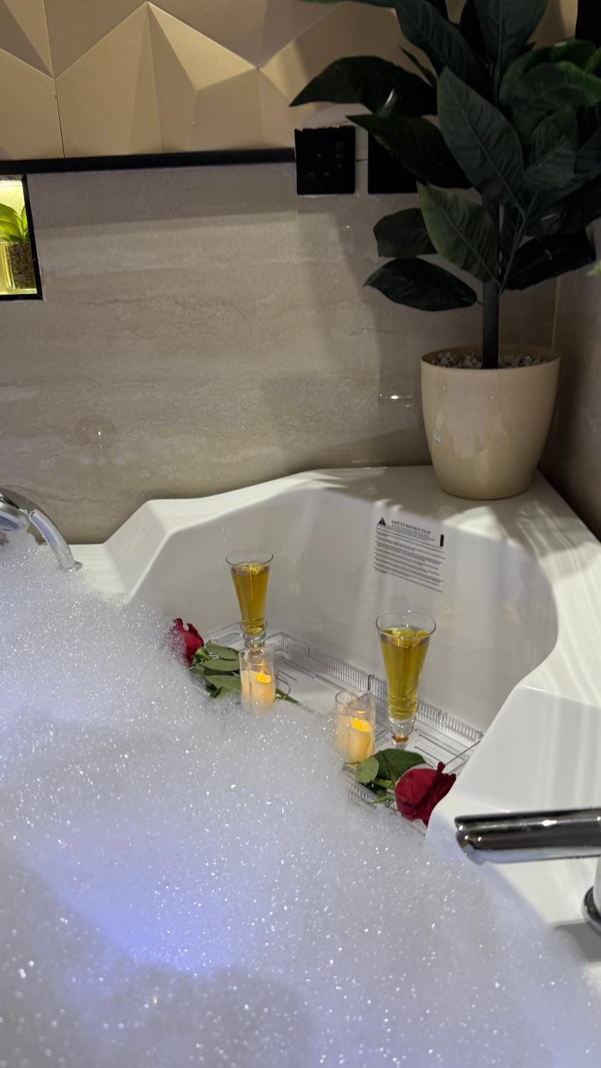 الملقا جاكوزي Al Malqa Jacuzzi Apartment in Riyadh