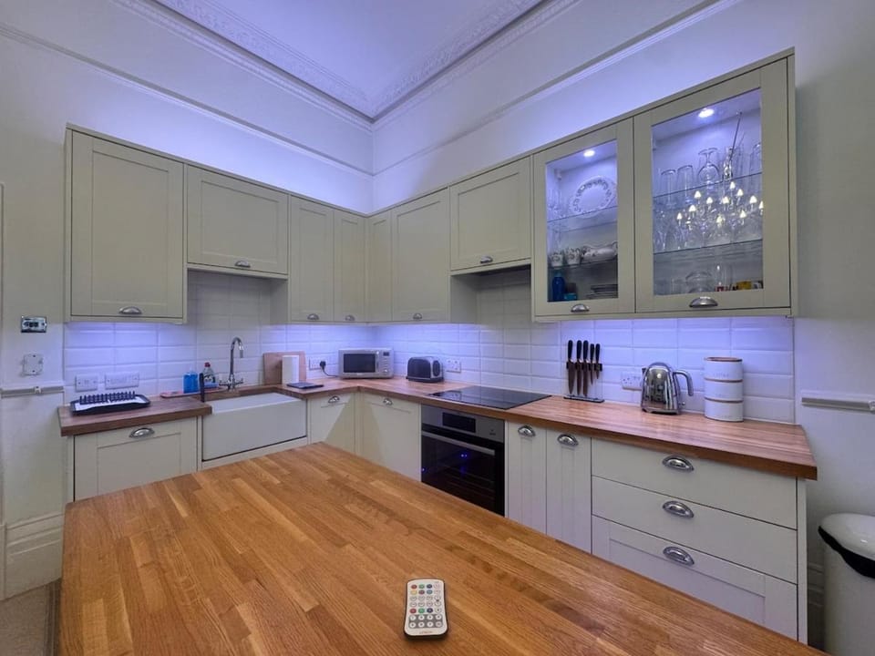 Elegant Apartment in City Centre With Balcony Apartment in Hove
