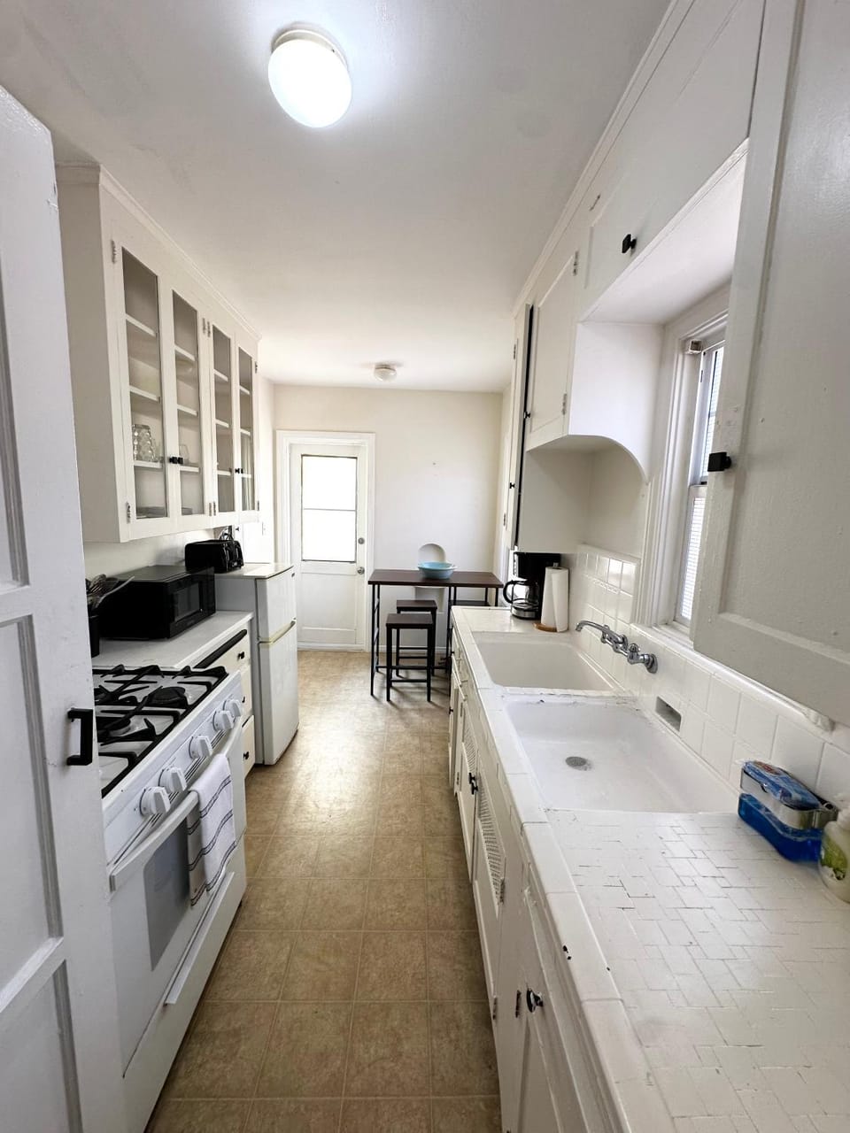 1920 Remodeled Craftsman Cottage Heart of Little Italy Apartment in San Diego