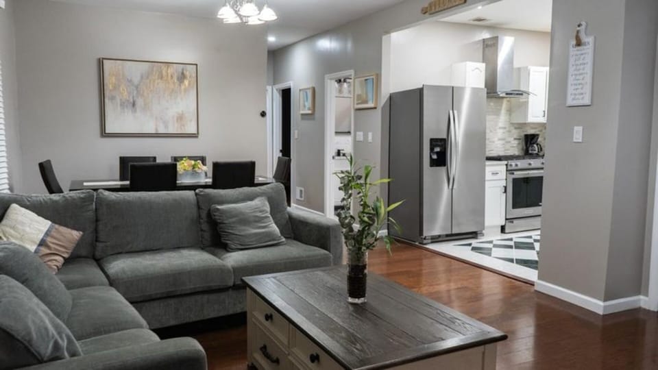 Comfortable 3BR Newark Stay | Near NYC Apartment in Hillside