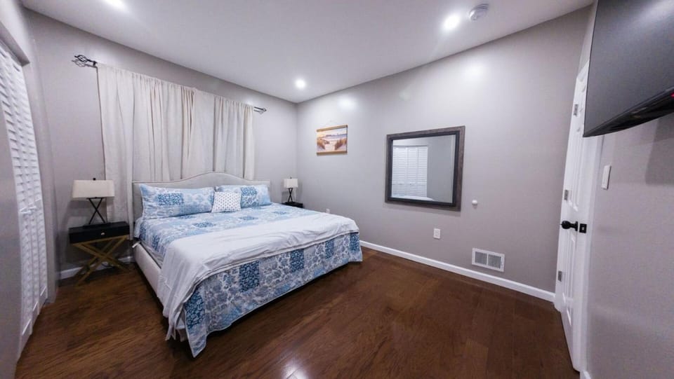 Comfortable 3BR Newark Stay | Near NYC Apartment in Hillside
