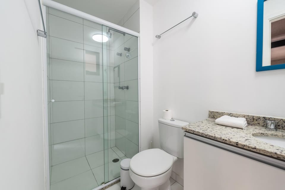 56 Movie screen and parking space! New near Paulista Apartment in Sao Paulo City