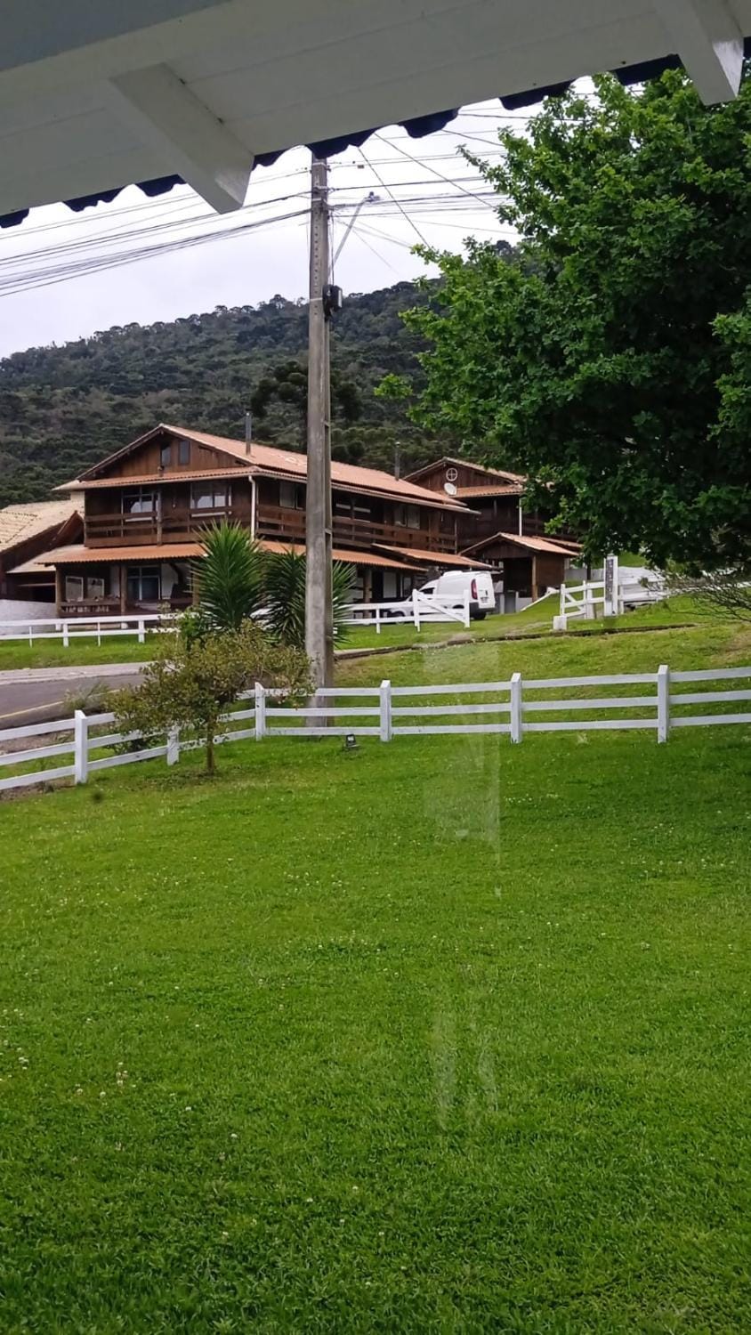 Facade/entrance, Natural landscape, Garden, Garden view, Mountain view