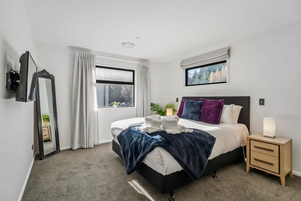 Gallerie Coronet Apartment in Queenstown